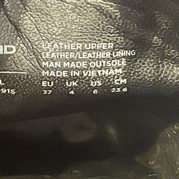 Vagabond Shoemakers Black Leather Square Toe Mules Size 37 Crocodile Embossed - Picture 11 of 11